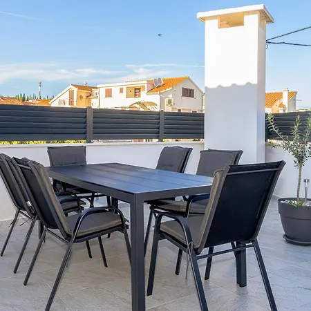 With A Parking Space Okrug Gornji, Ciovo - 23151 Apartment *